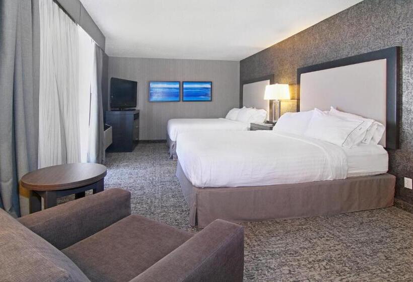 هتل Holiday Inn Express And Suites Calgary, An Ihg