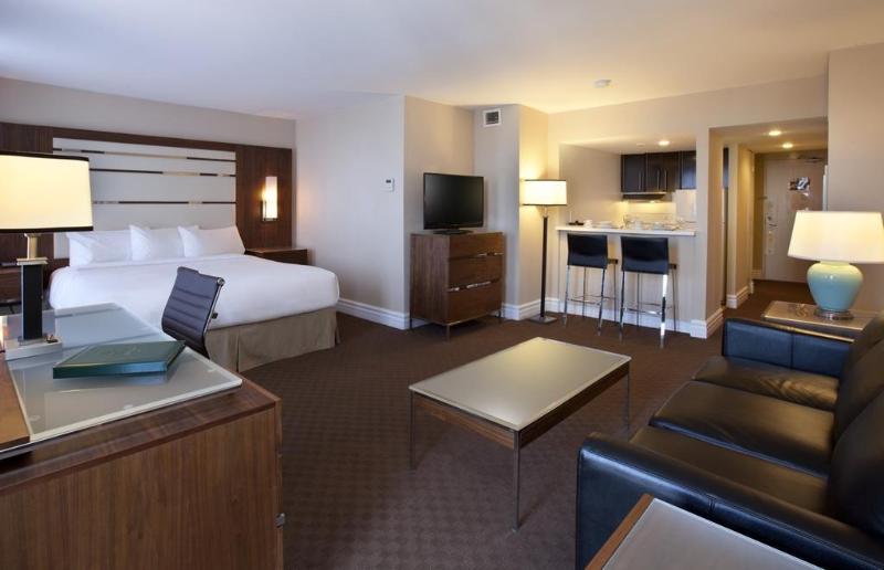 هتل Hôtel Le Cantlie Suites