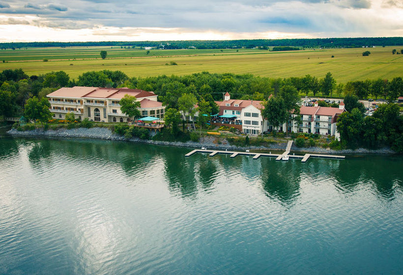 ホテル Hôtel Les Trois Tilleuls