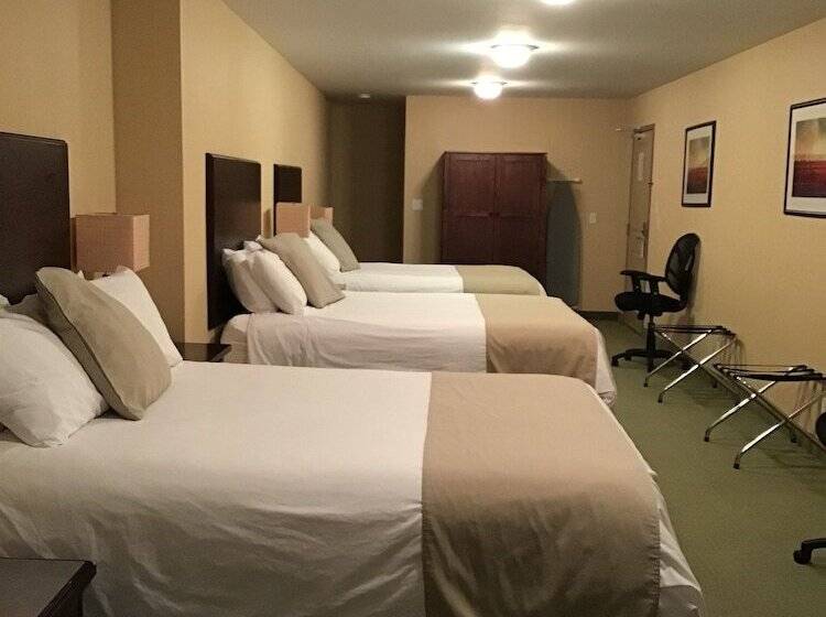 בית מלון כפרי Ramada By Wyndham Williams Lake