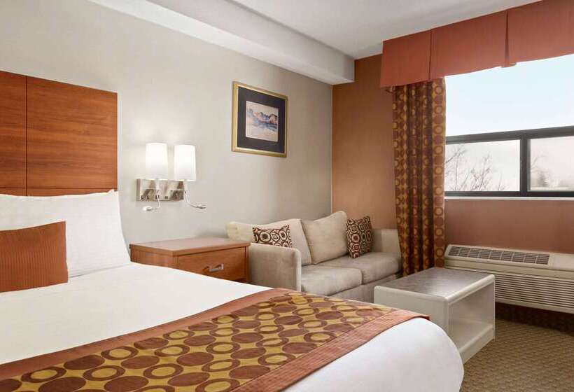 هتل Travelodge By Wyndham Windsor