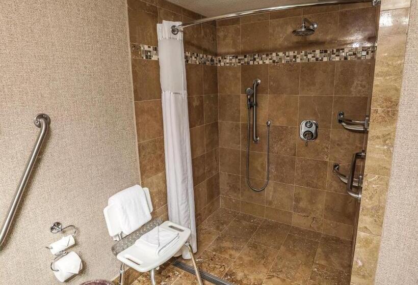Prestige Lakeside Resort, Worldhotels Elite