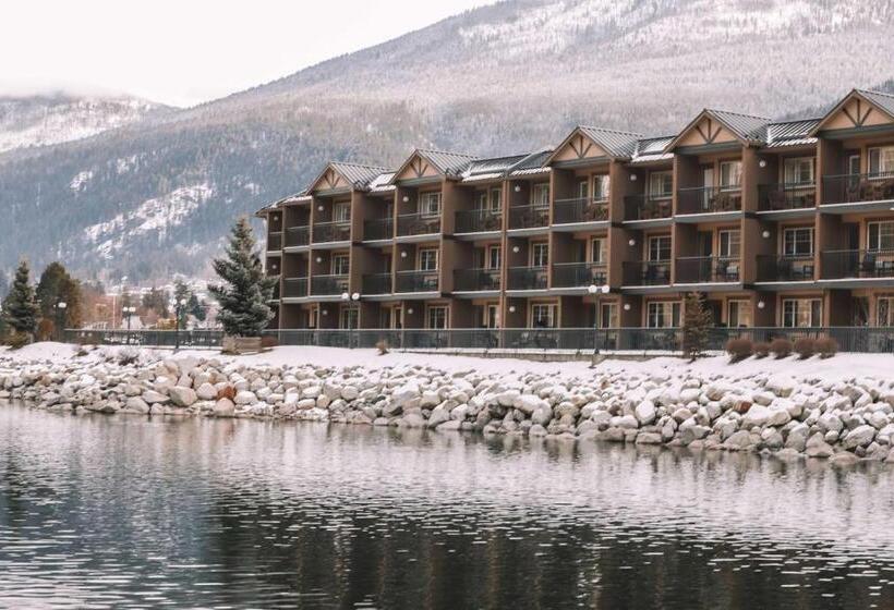 Prestige Lakeside Resort, Worldhotels Elite