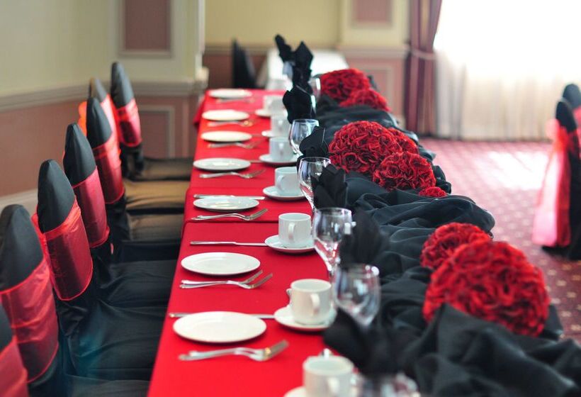 בית מלון כפרי Best Western Plus Stoneridge Inn & Conference Centre London Ontario