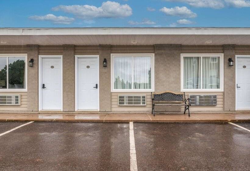 فندق Canadas Best Value Inn & Suites Charlottetown