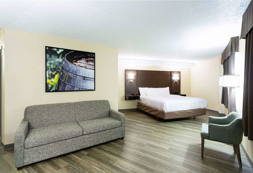 هتل Days Inn By Wyndham Fallsview
