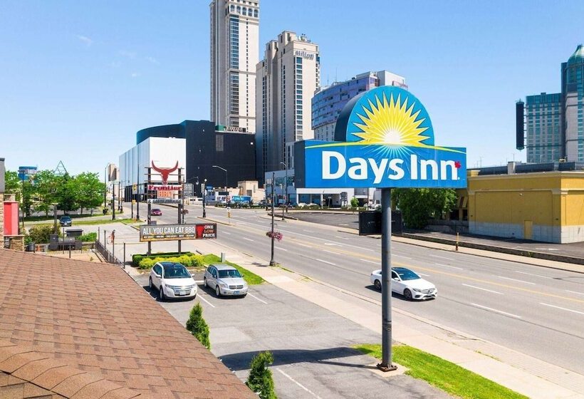 هتل Days Inn By Wyndham Fallsview