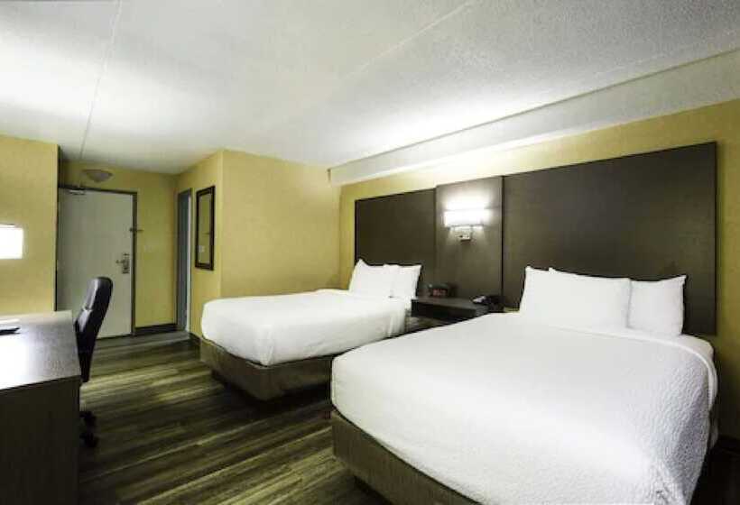 هتل Days Inn By Wyndham Fallsview