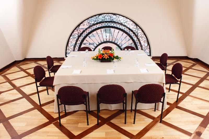 בית מלון כפרי Estelar Suites Jones