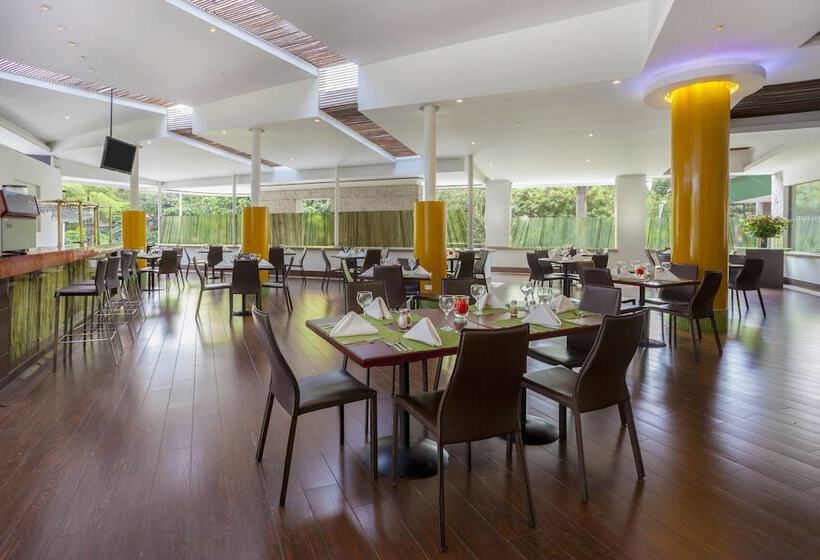 בית מלון כפרי Four Points By Sheraton Medellin