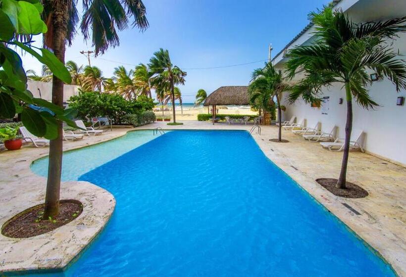 هتل Playa Club