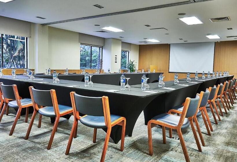 هتل Poblado Plaza