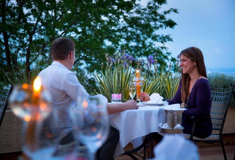 فندق Bristol   Liburnia