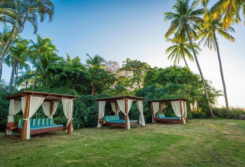 هتل Tamarindo Diria Beach Resort