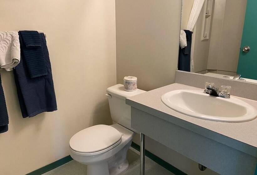 בית מלון כפרי Westwind Motor Inn