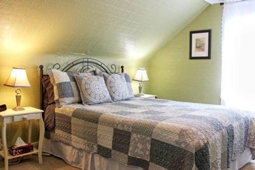 בית מלון כפרי Willow House Inn B&b
