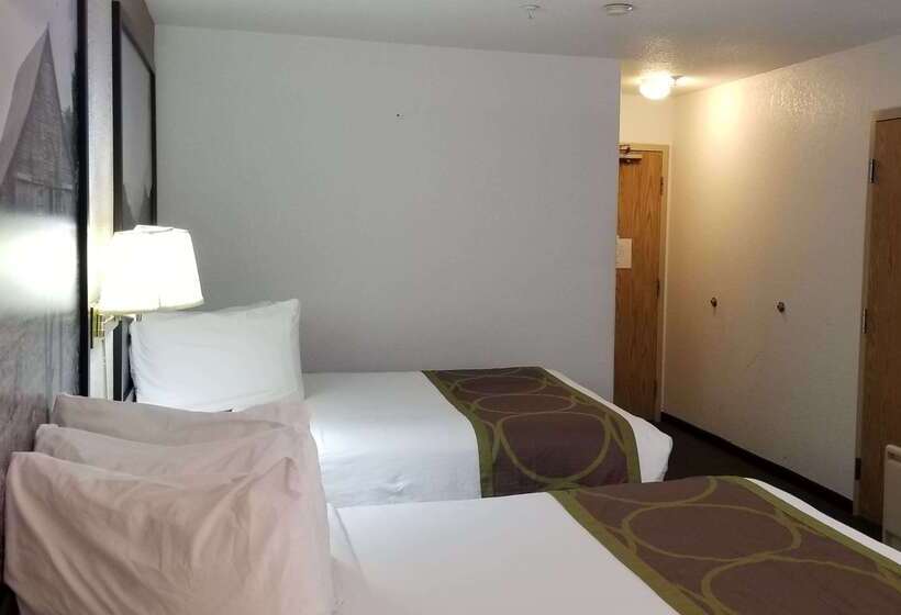 מוטל Super 8 By Wyndham Pincher Creek Ab