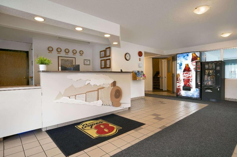 مُتل Super 8 By Wyndham Revelstoke Bc