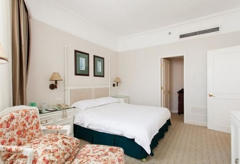 בית מלון כפרי Golden Coast Lawton