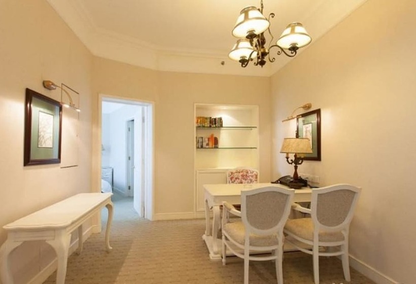 בית מלון כפרי Golden Coast Lawton