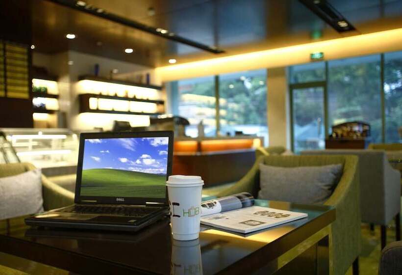 Otel Holiday Inn Wuhan Riverside, An Ihg