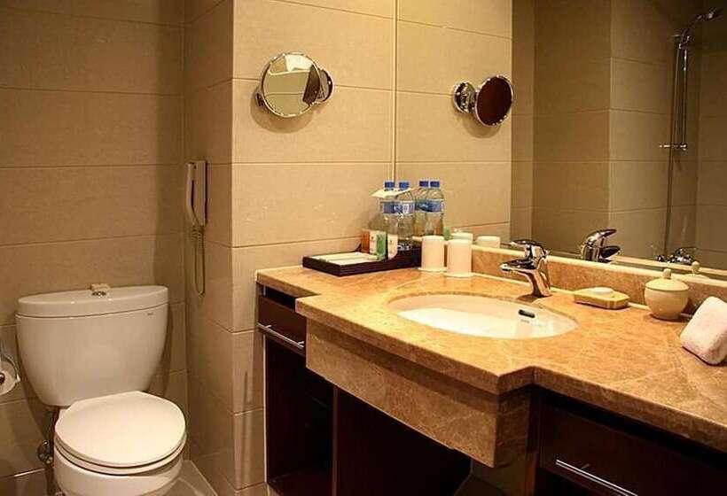 فندق Ningbo Portman Plaza