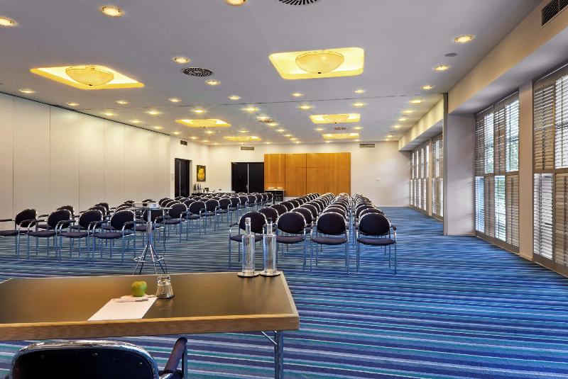 هتل Best Western Plus La Corniche