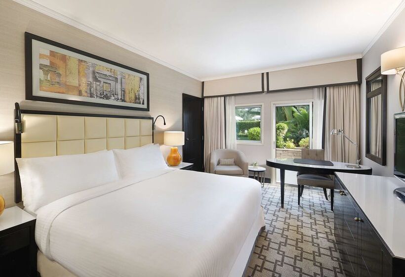 هتل Hilton Cairo Heliopolis