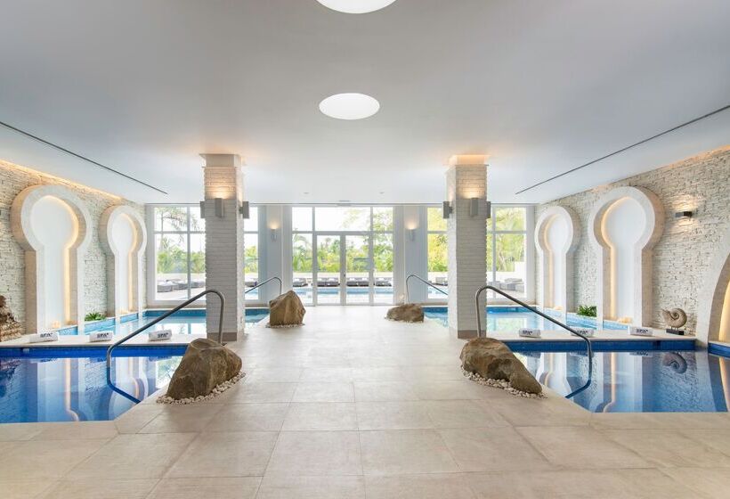 هتل Iberostar Waves Punta Cana