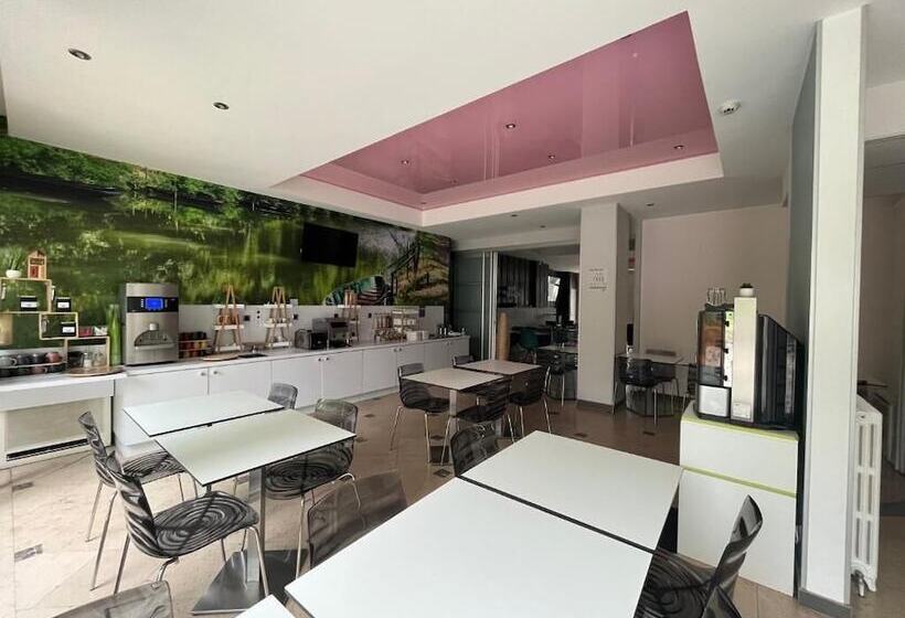 호텔 Grand Hôtel Niort Centre