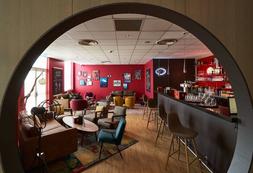 هتل Best Western Plus Paris Saclay