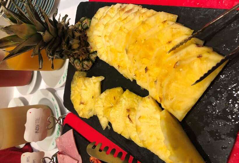 Brit Hotel Aux Sacres Reims Centre