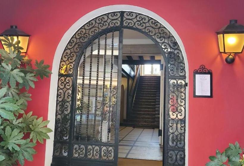 هتل Grand Hôtel De La Poste