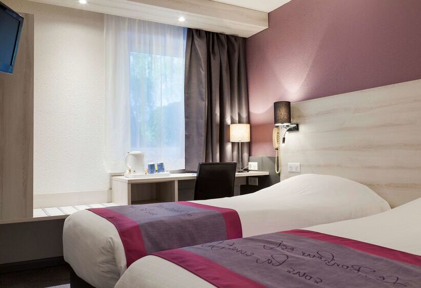 Отель Kyriad Lille Est Villeneuve D Ascq