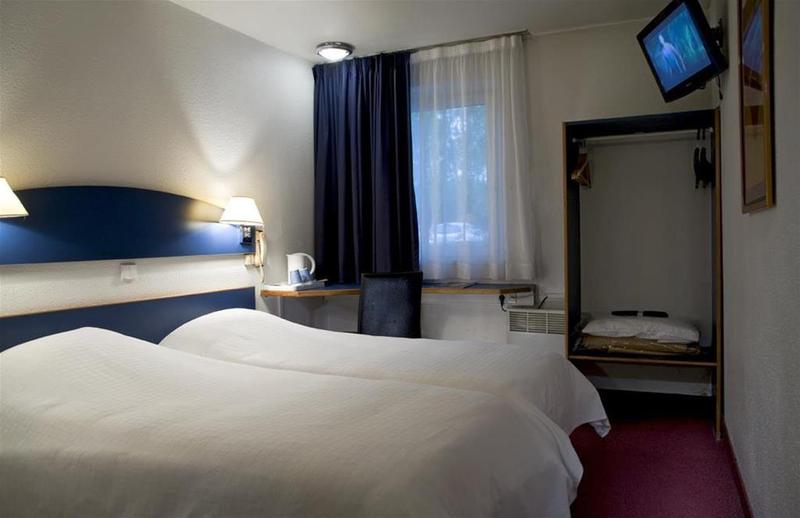 Отель Kyriad Lille Est Villeneuve D Ascq