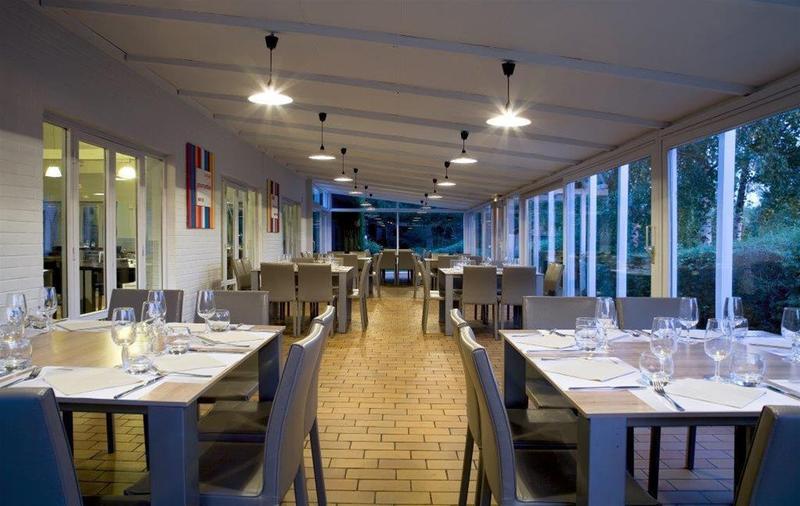 Отель Kyriad Lille Est Villeneuve D Ascq