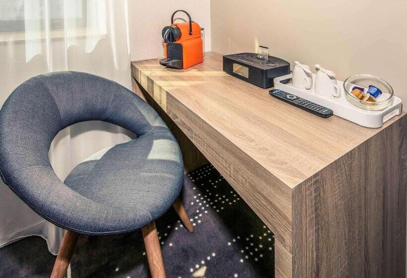 בית מלון כפרי Mercure Poitiers Site Du Futuroscope