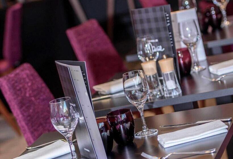 בית מלון כפרי Mercure Poitiers Site Du Futuroscope