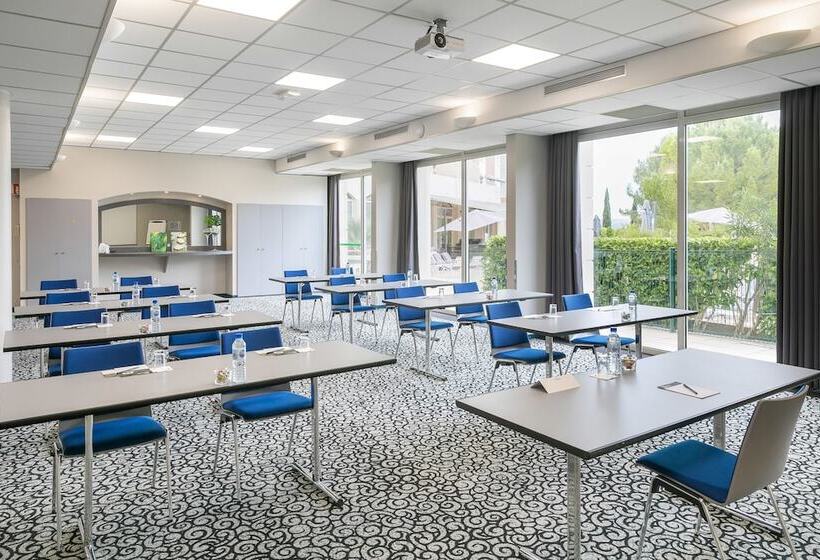 هتل Hôtel Birdy By Happyculture