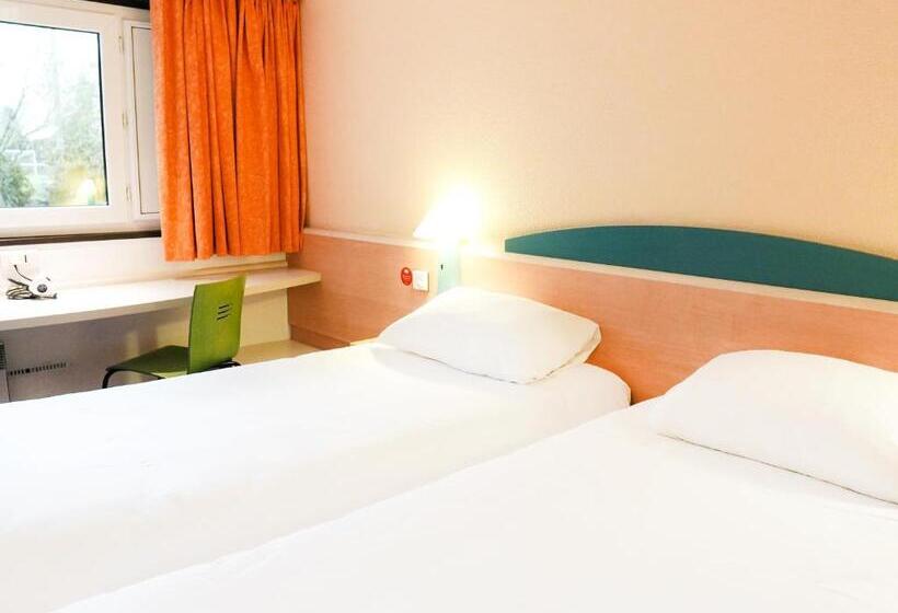 ホテル Ibis Caen Porte D’angleterre