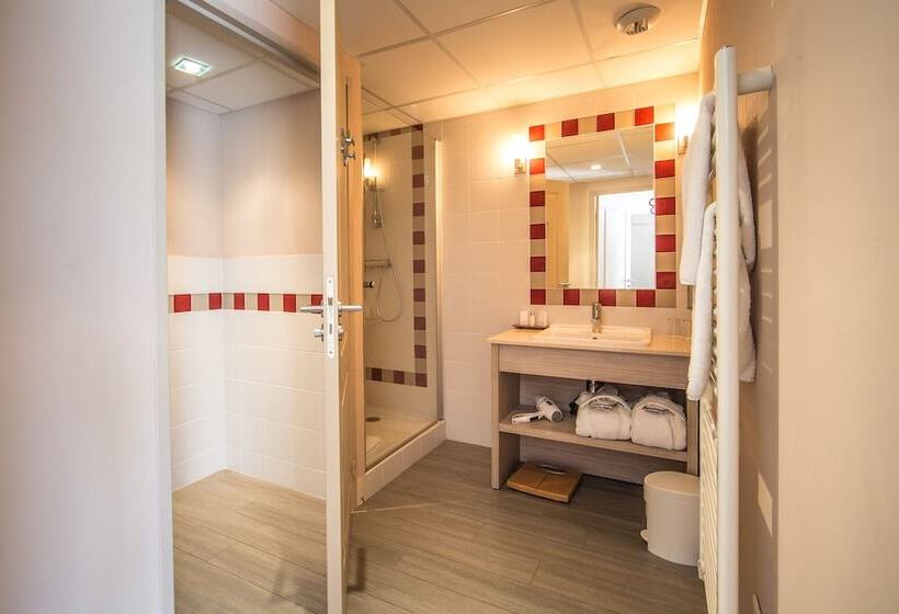 هتل Hôtel Et Résidence La Réserve