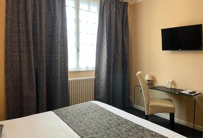 בית מלון כפרי Logis La Thomasse