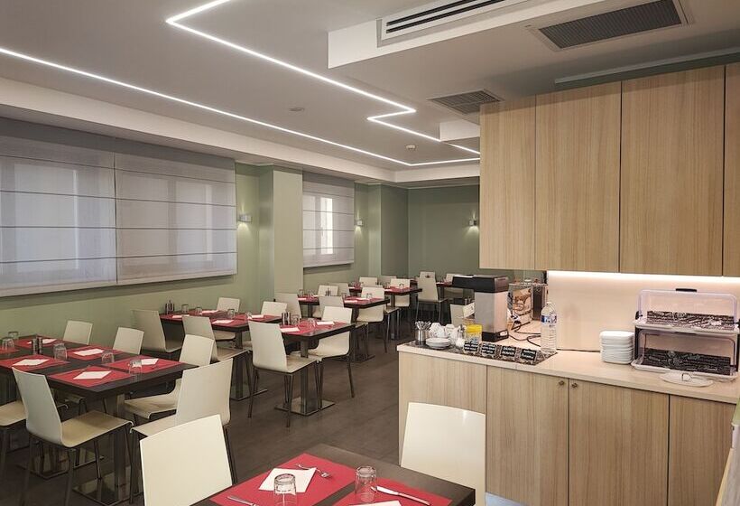 בית מלון כפרי Restaurant Forum