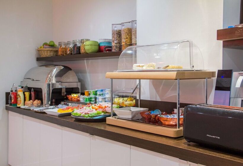 Caumartin Opera  Astotel