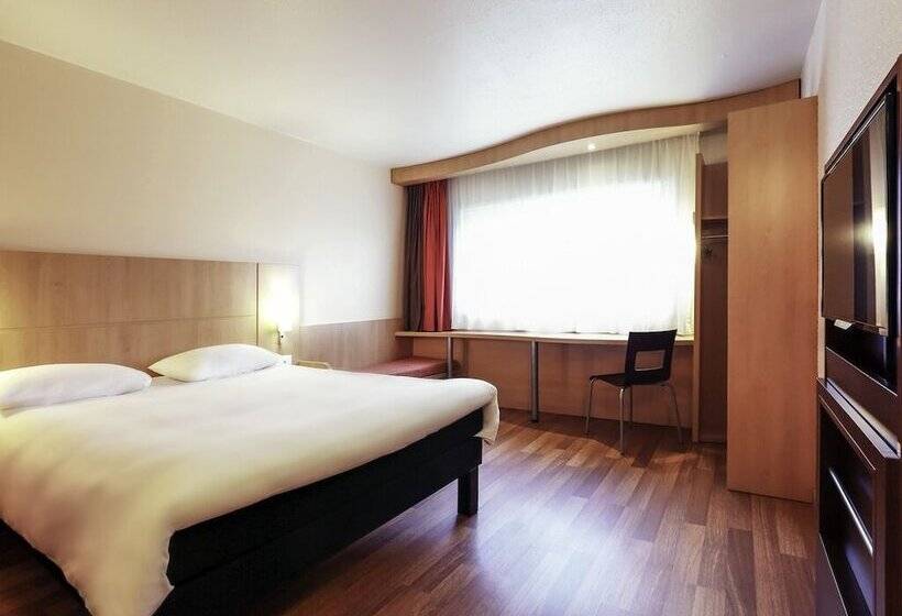 فندق Ibis Charlevillemézières