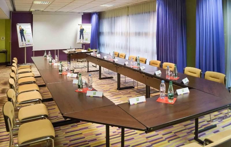 Ibis Styles Evry Courcouronnes Hotel And Events