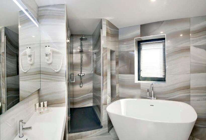 هتل Mercure Paris Nanterre