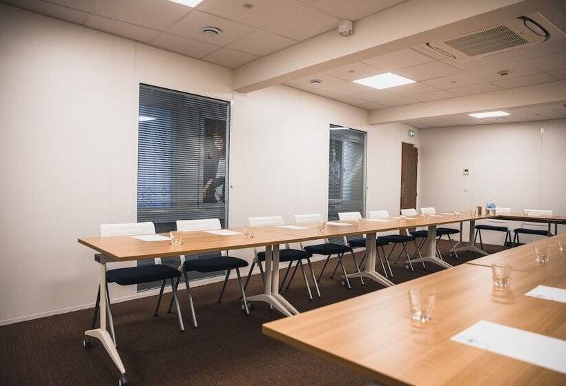 هتل Le Cinq Hyper  Centre