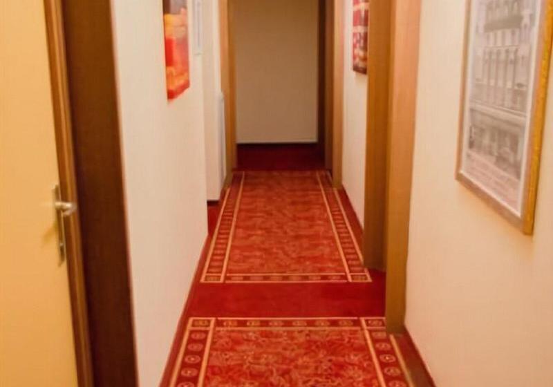 בית מלון כפרי Le Vieux Beffroi