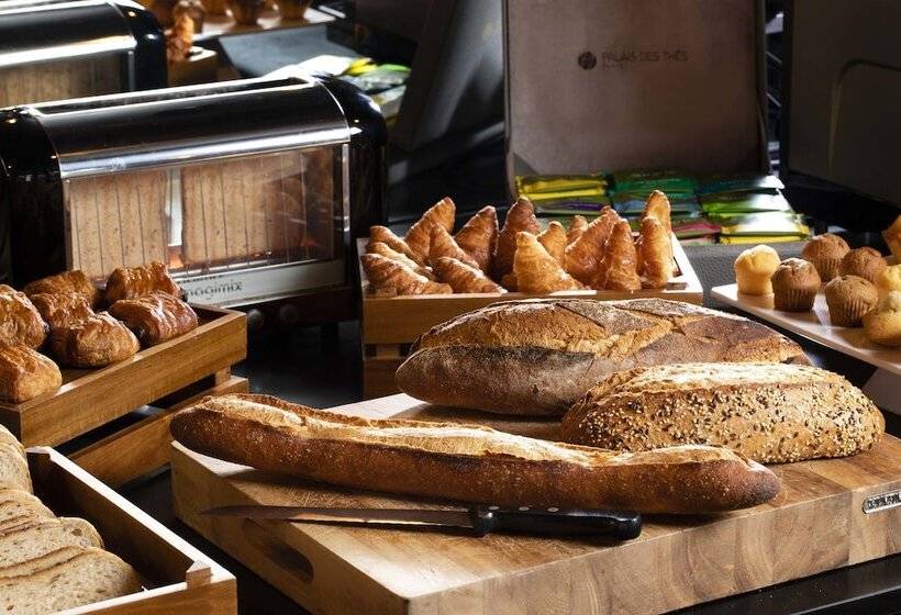 ホテル Maxim Folies